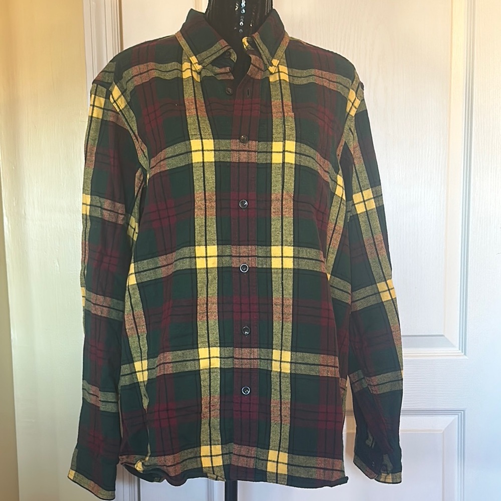 Casual Button Down Shirt in Green and Yellow Plaid